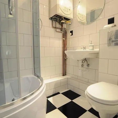 Studio Bursztyn & Parking سوبوت
