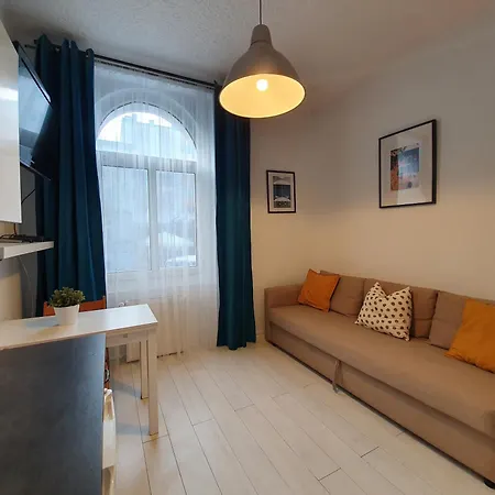شقة Studio Bursztyn & Parking *